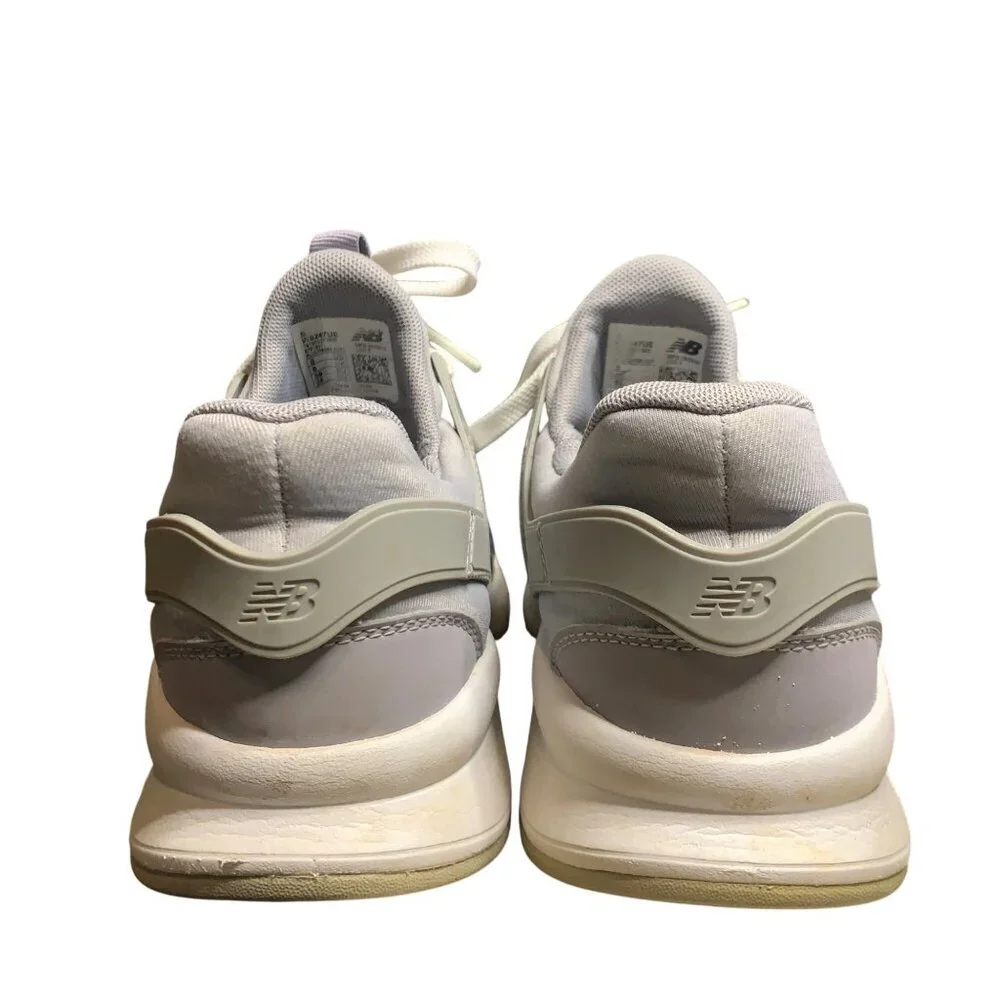 New Balance‎ Womens Gray & White Sneakers Size 8 With REVlite Cushioning